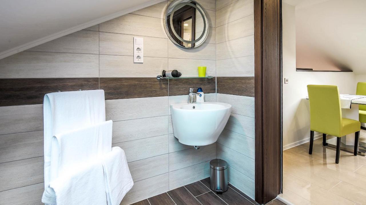White Apartman Siofok 2 Dış mekan fotoğraf