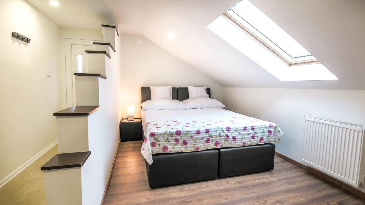 White Apartman Siofok 2 Dış mekan fotoğraf